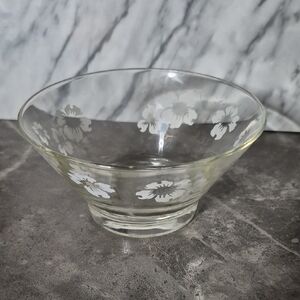 Vintage Anchor Hocking Chip Bowl Dogwood Flowers Glass Bowl
